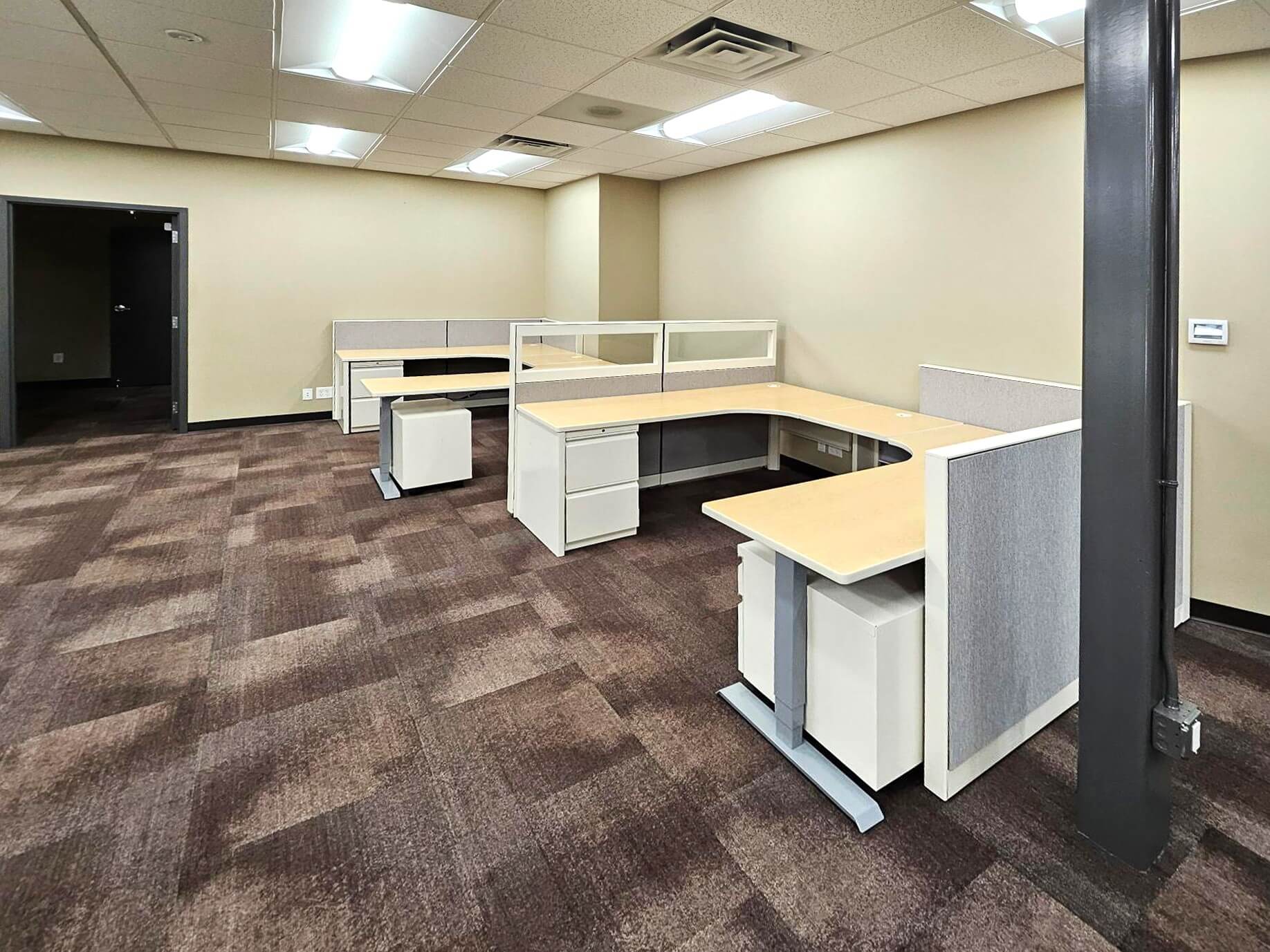 Modular office wall systems  488 pre inst 1